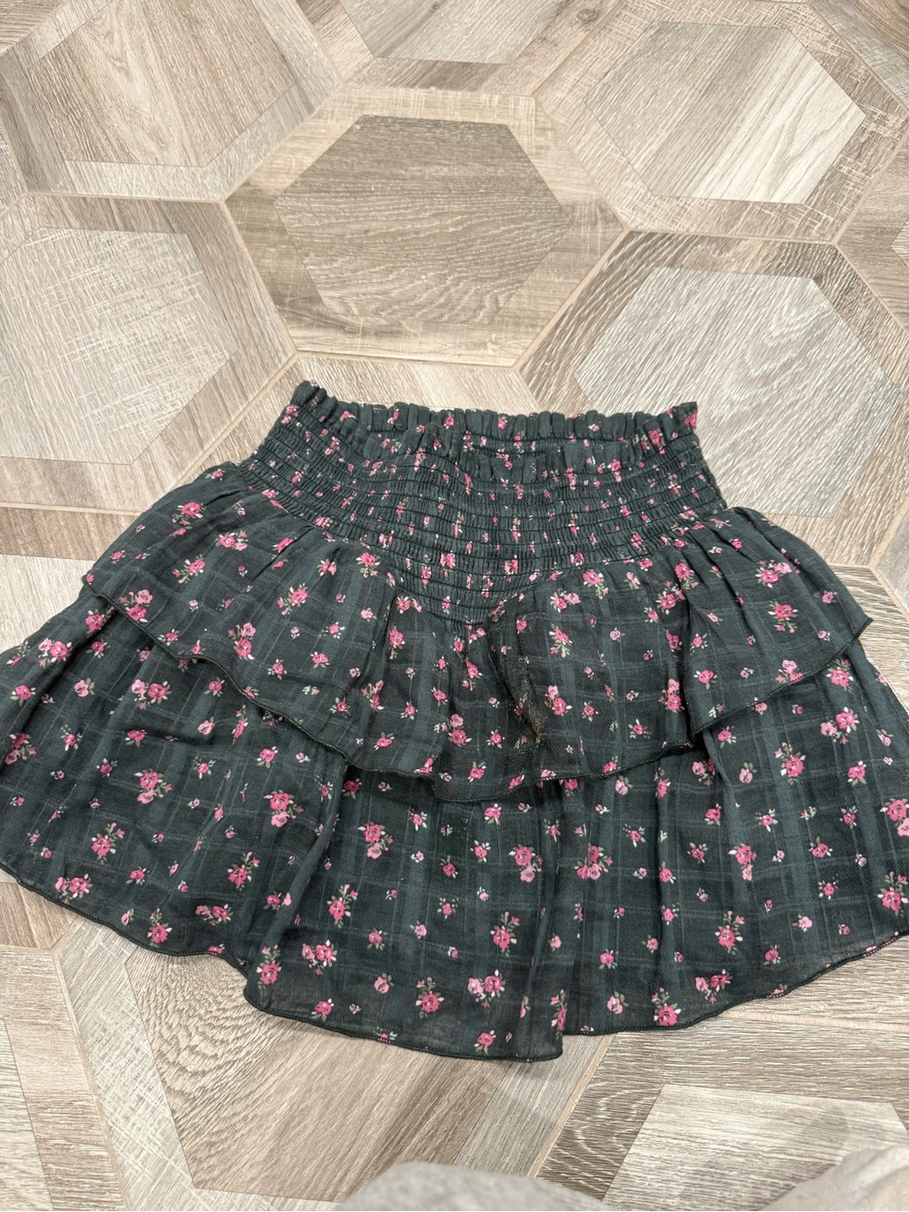 Katie J size medium M Black Floral Ruffle Mini Skirt - Women